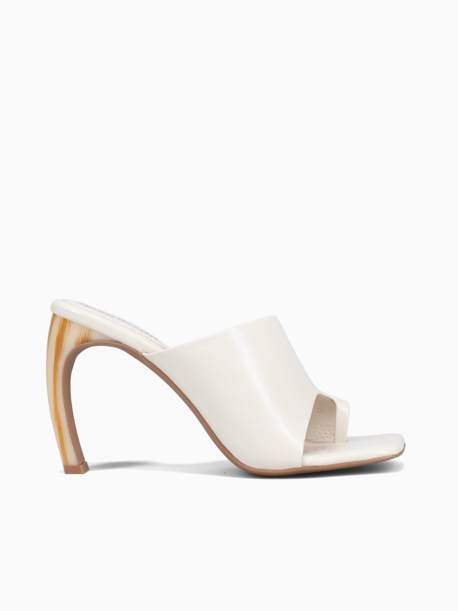 Allocate Ivory Kid Leather Off White / 5 / M