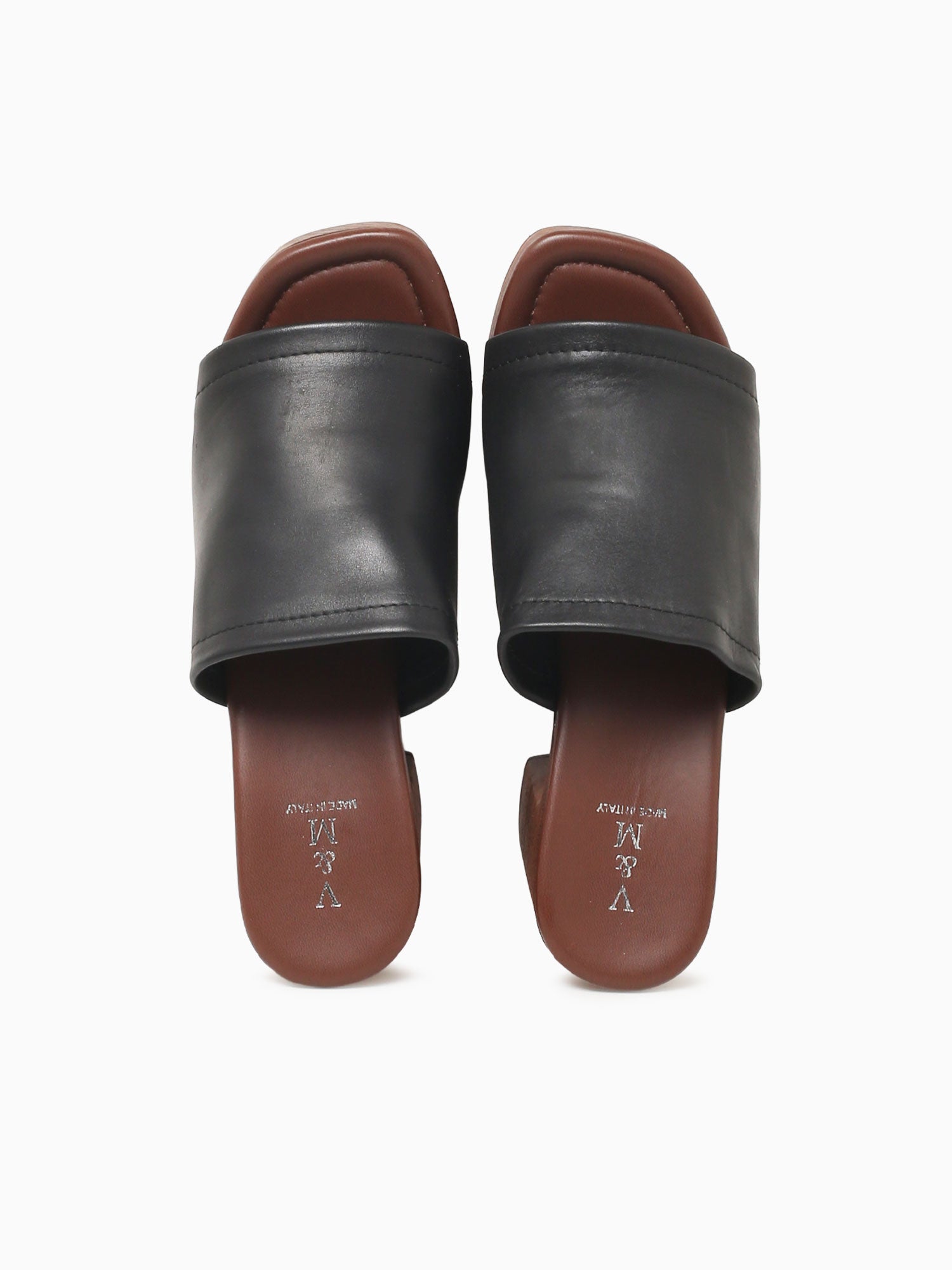 1240 Black Leather Black / 36 / M