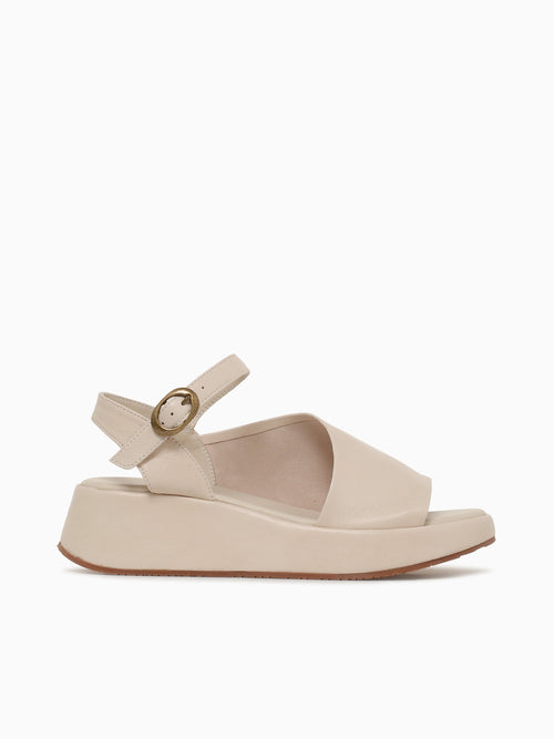 Etta White Sand Leather Other / 6 / M