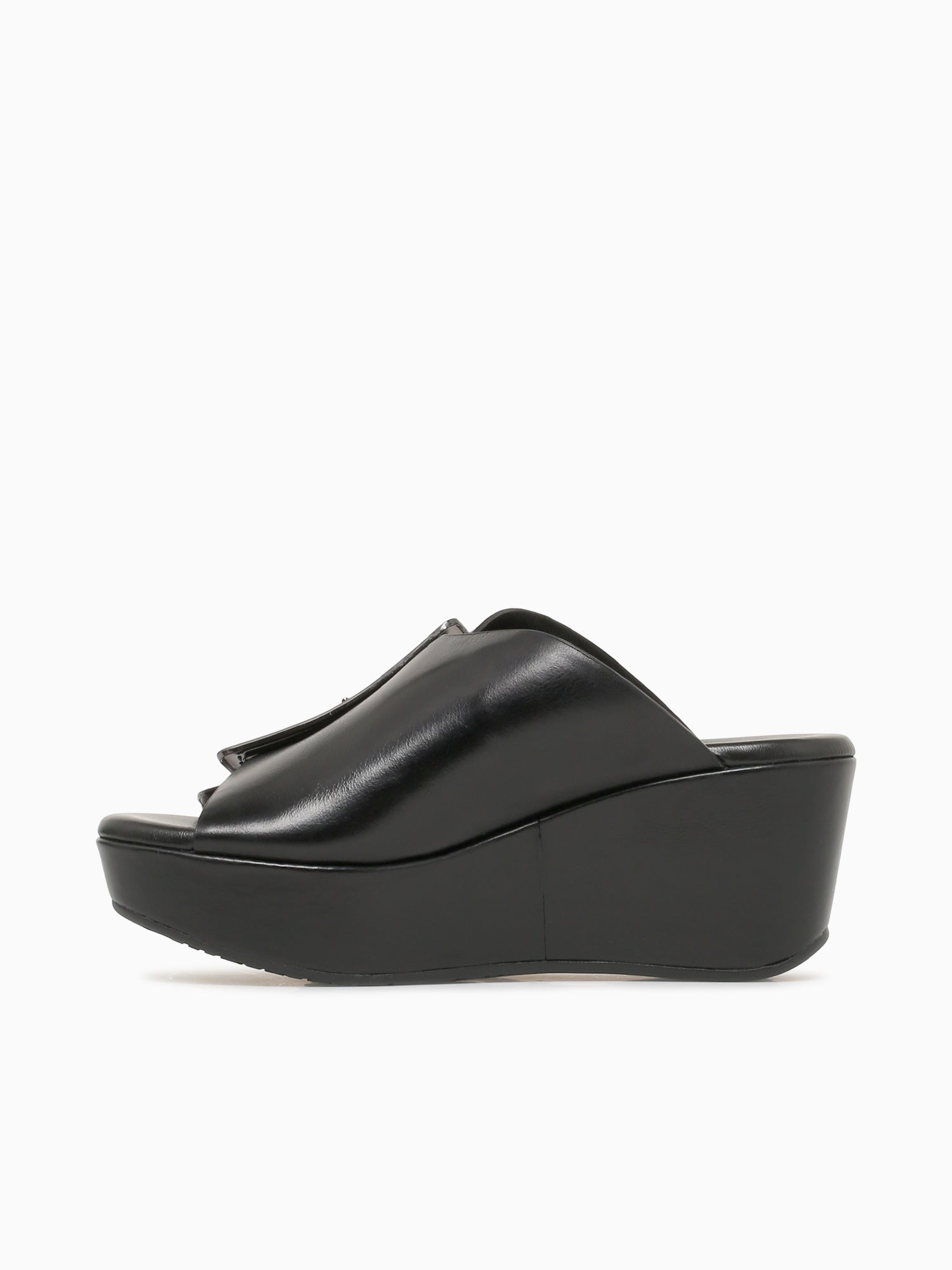 Yasha Black Leather Black / 6 / M