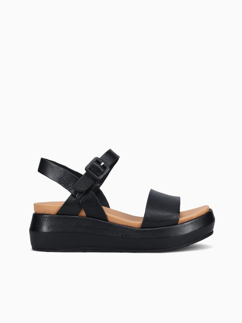 Hallie Black Leather Black / 6 / M