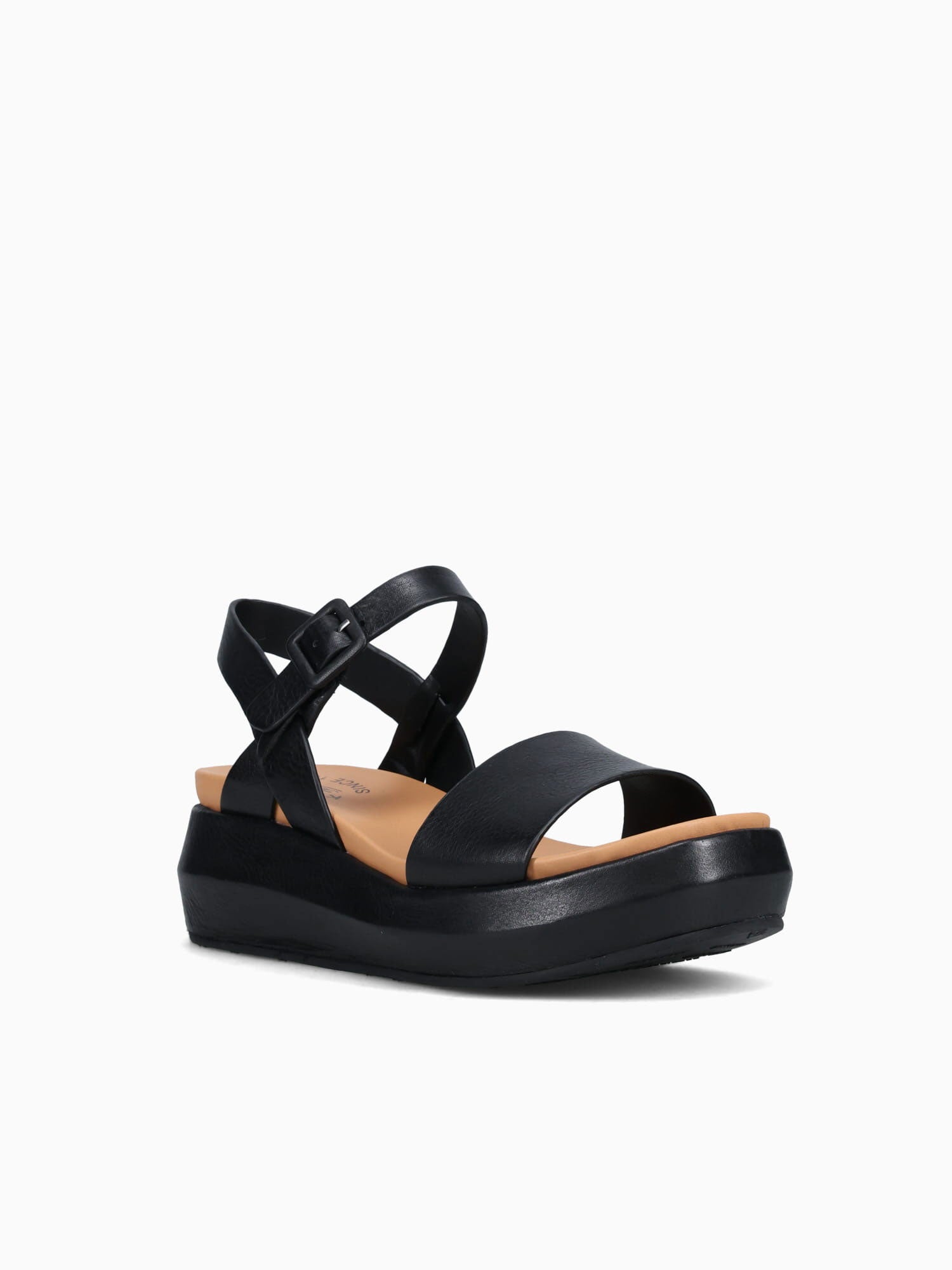 Hallie Black Leather Black / 6 / M