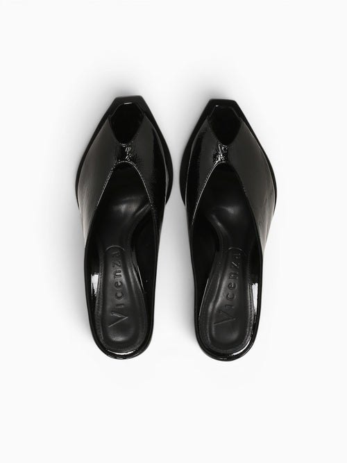 Thea Preto Verniz Artemis Black / 5 / M