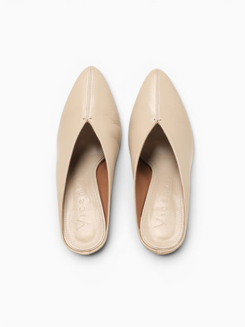 Trina Off White Veneto Off White / 5 / M