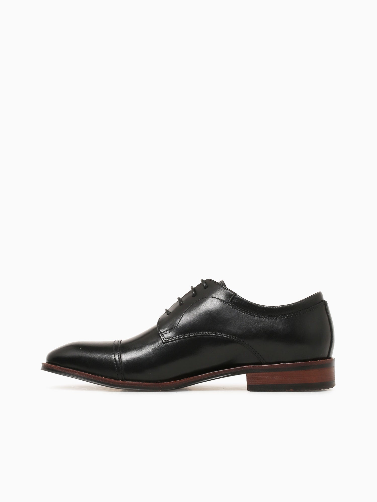 Vladimir Black Calf Leather Black / 7 / M