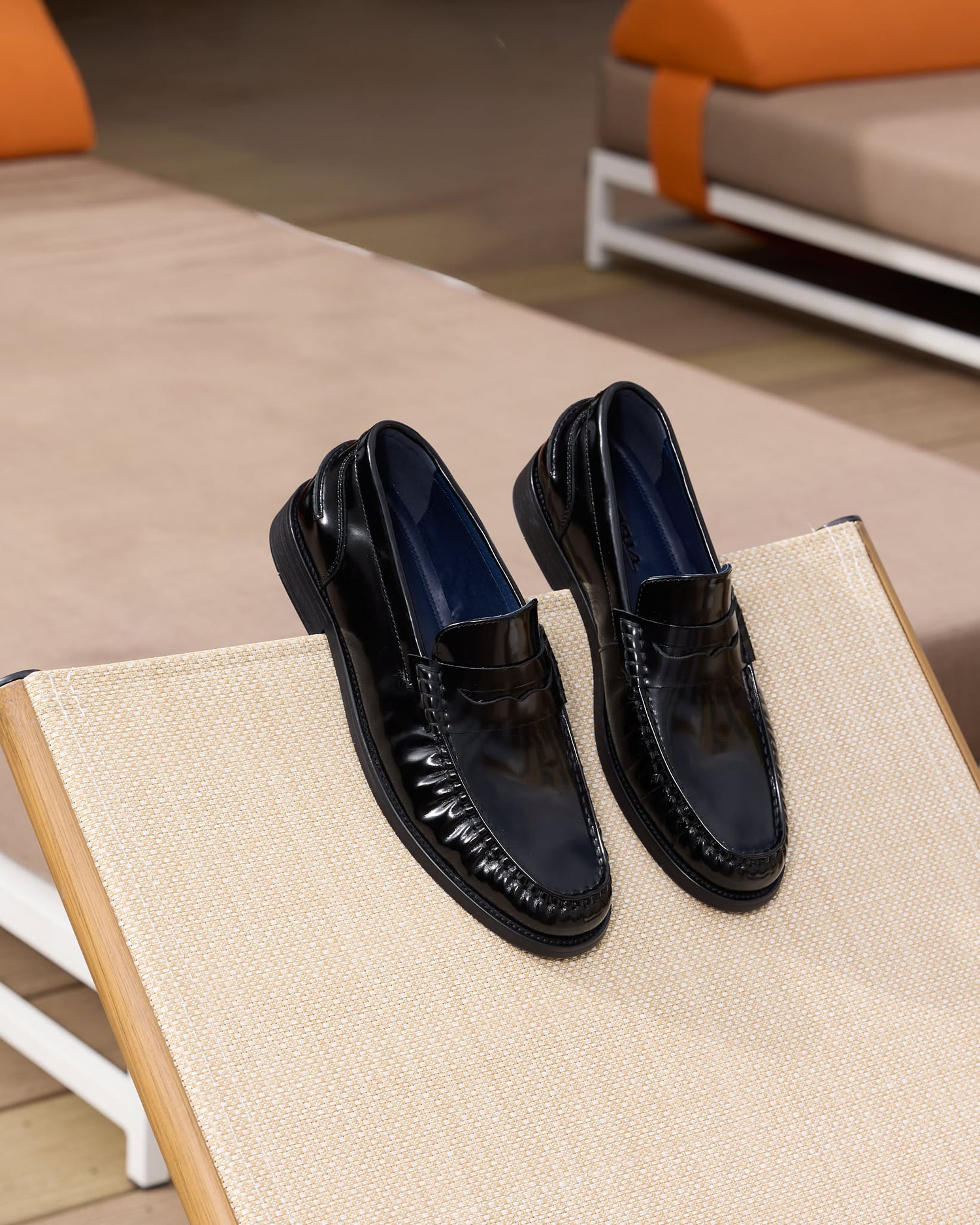 Yuri Black Box Calf Leather