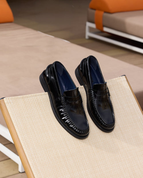 Yuri Black Box Calf Leather