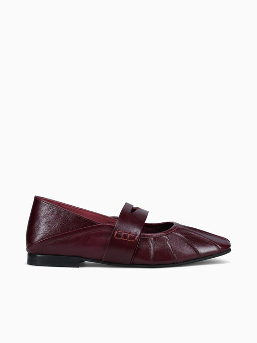 Bargo Burgundy Leather Wine / 36 / M