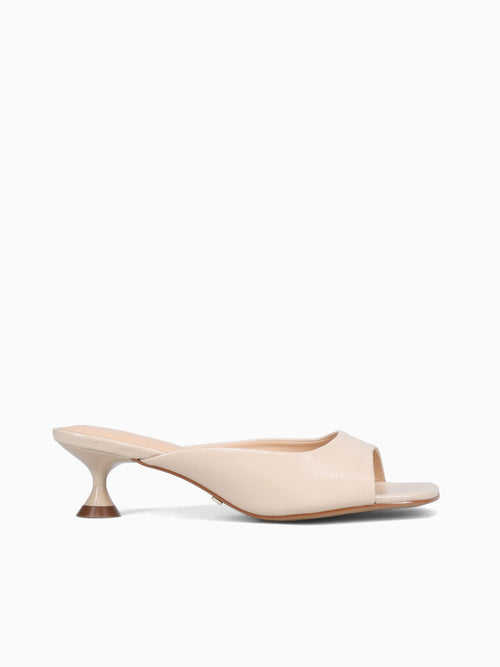 Colette Cream Glossy Patent Off White / 5 / M