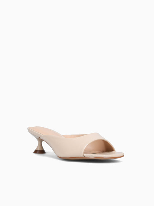 Colette Cream Glossy Patent Off White / 5 / M