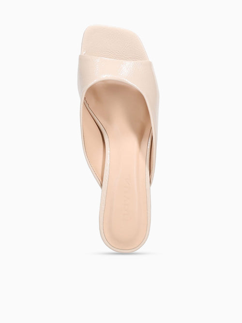 Colette Cream Glossy Patent Off White / 5 / M