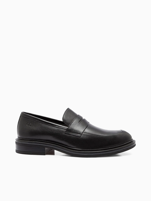 597102001 Black Leather