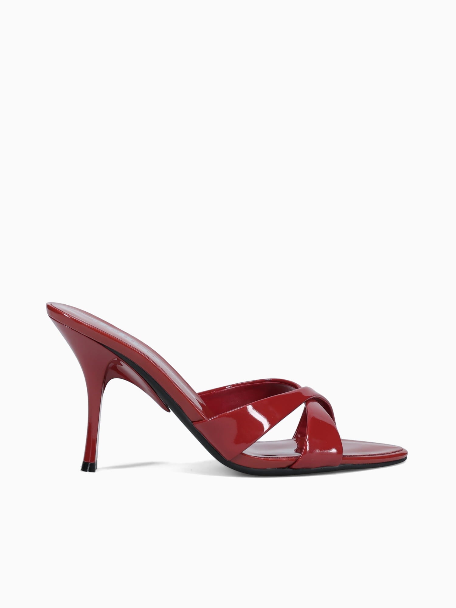 Symone Rusty Patent Cow Leather Red / 5 / M