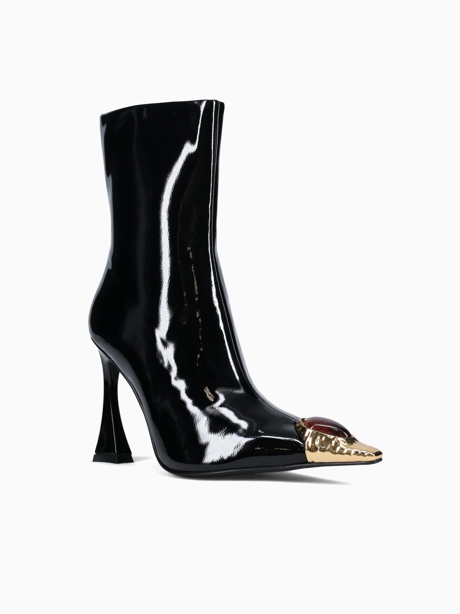 The Stone Black Patent Black / 5 / M