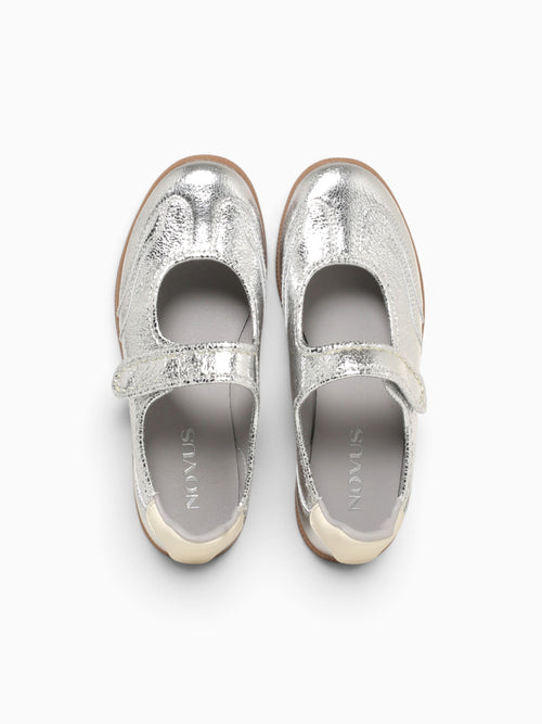 Jayleen Silver Crinckle Silver / 5 / M
