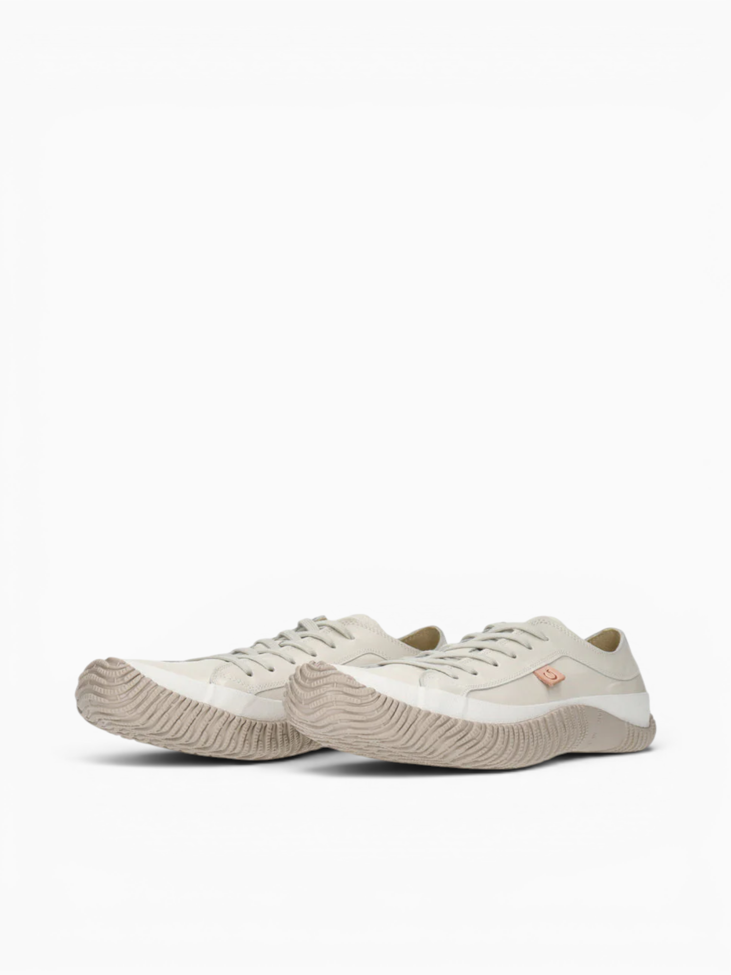 Iconic Ivory Leather Off White / 8 / M