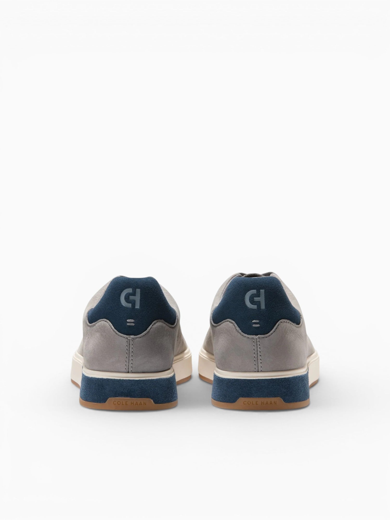 Grandpro Angleace Sea Stone Ivory suede Light Grey / 7 / M