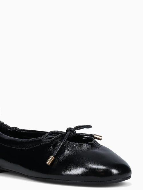 Audrey Black Leather Black / 5 / M