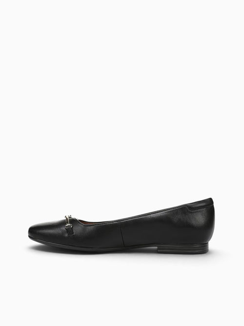 Kendall Black Smooth Black / 5 / M