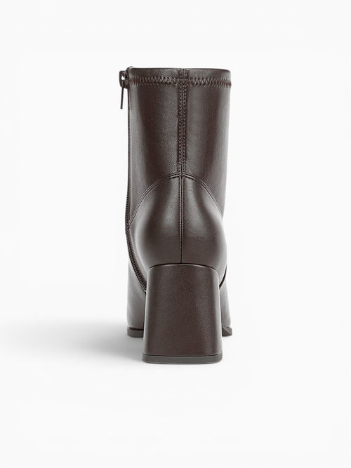 Henny Dark Chocolate Smooth Dark Brown / 5 / M