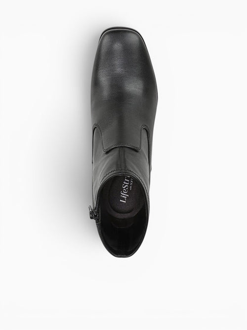 Henny Black Smooth Black / 5 / M