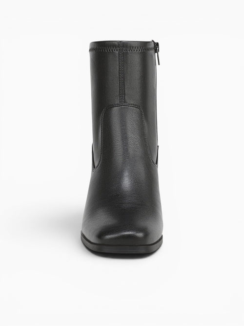 Henny Black Smooth Black / 5 / M