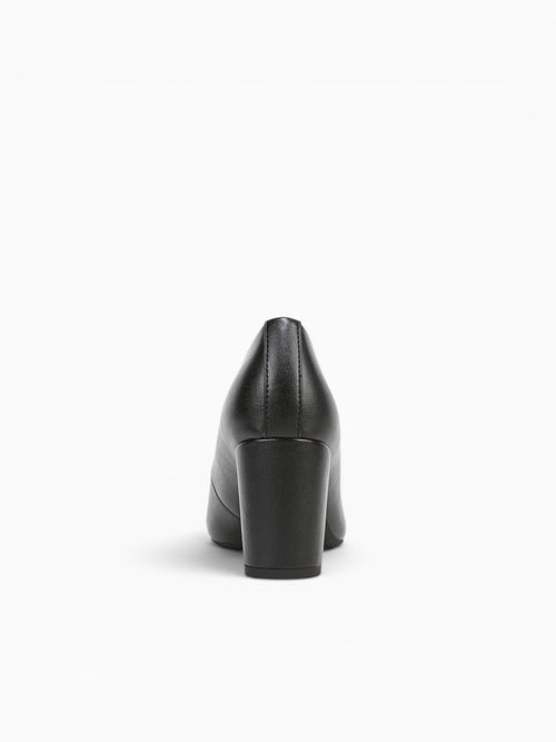 Rebecca Black Smooth Black / 5 / M