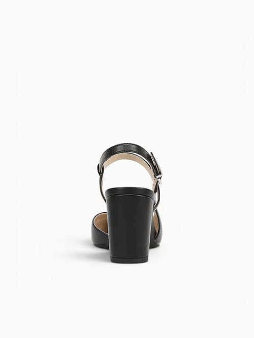 Raelynn Black Smooth Black / 5 / M