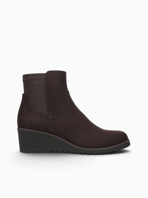 Zionne Dark Chocolate Suede Dark Brown / 5 / M