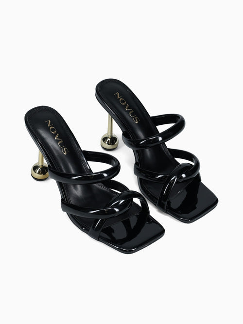 Freya Black Patent Black / 5 / M