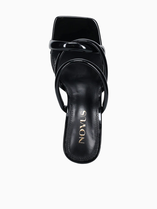 Freya Black Patent Black / 5 / M