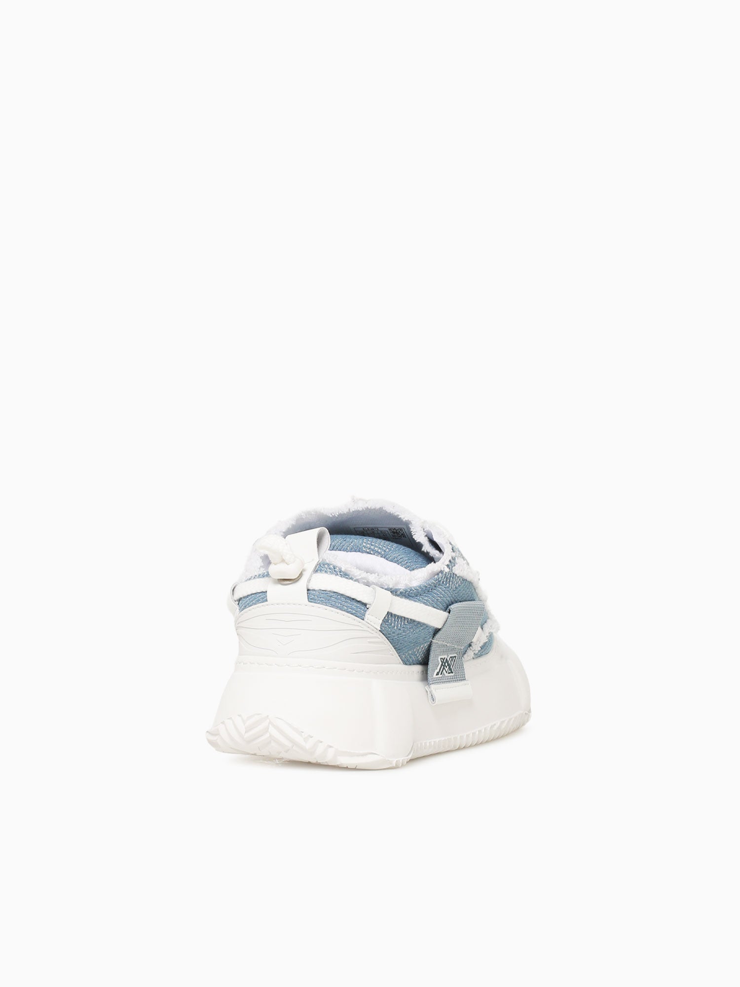 Elevate Baby Blue Blue / 7 / M