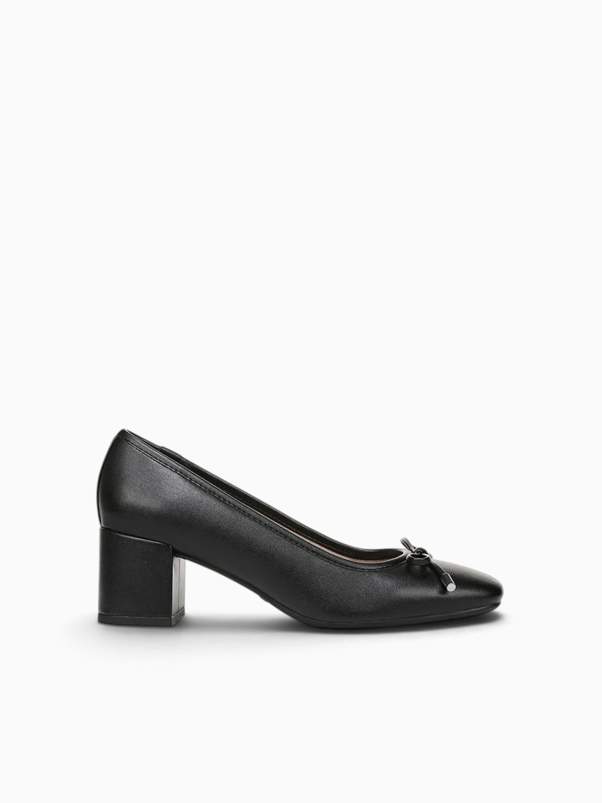 Cora Black Smooth Black / 5 / M