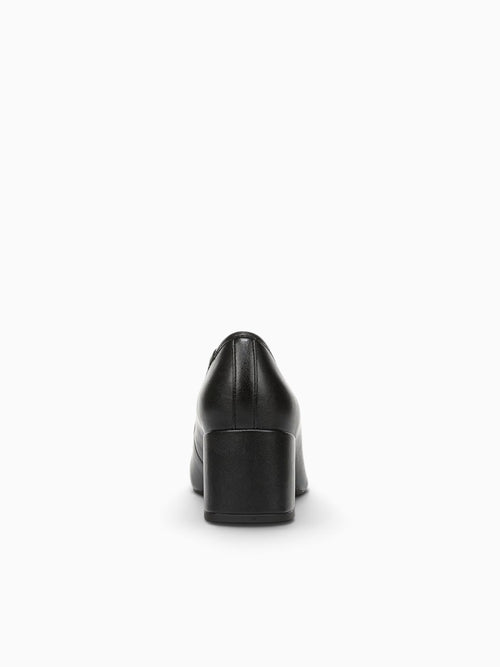 Cora Black Smooth Black / 5 / M