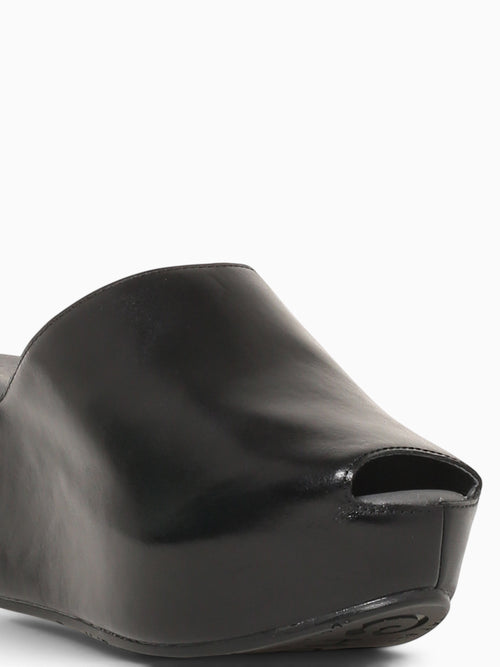 Waan Black Leather Black / 5 / M