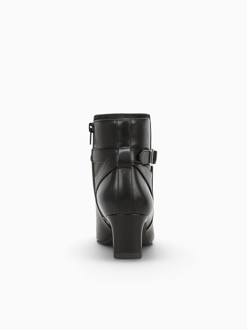 Fawn Black Smooth Black / 5 / M