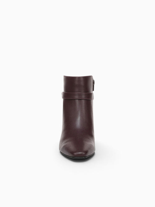 Fawn Mulberry Burgundy Smooth Wine / 5 / M