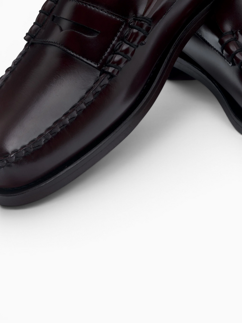 Classic Dan Brown Burgundy Leather Brown / 7 / M