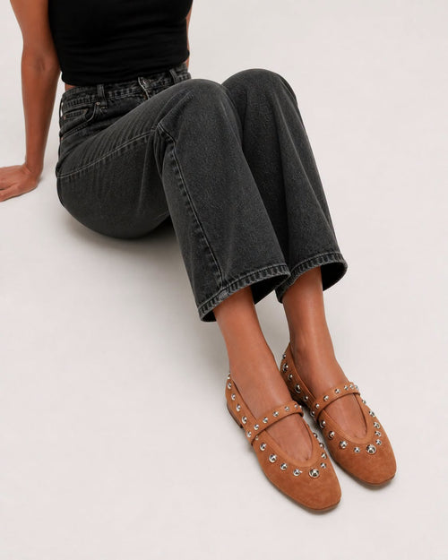 Yasemin Cuero Suede