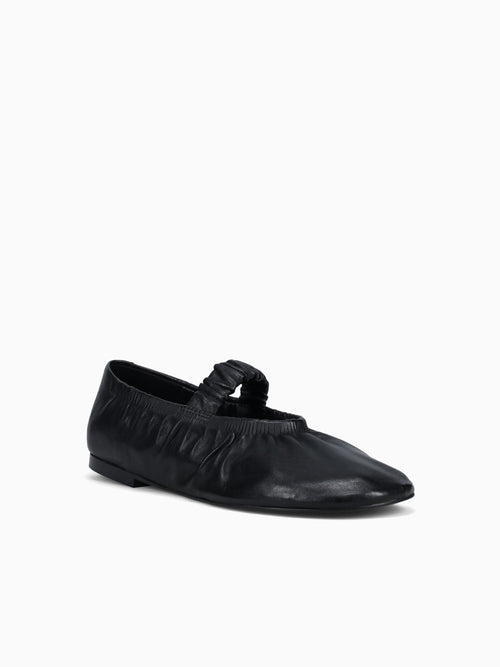Teresa Black Leather Black / 5 / M
