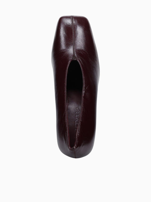 Mariana Merlot Leather Wine / 5 / M