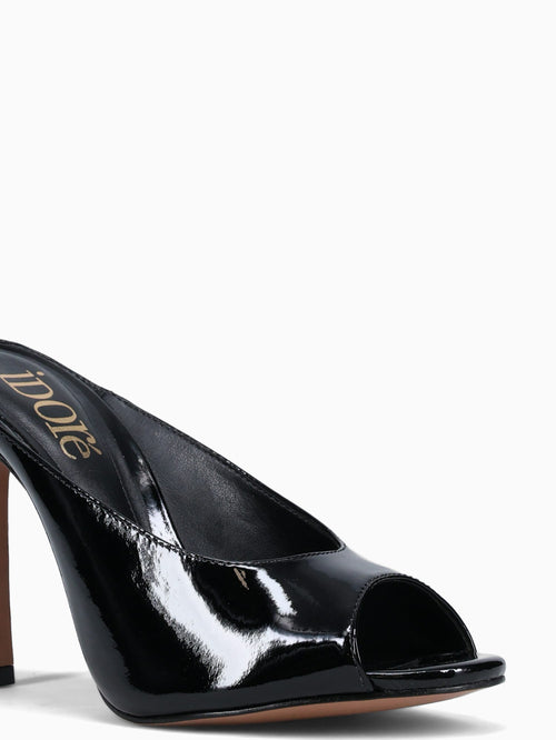 Farah Black Patent Leather Black / 5 / M