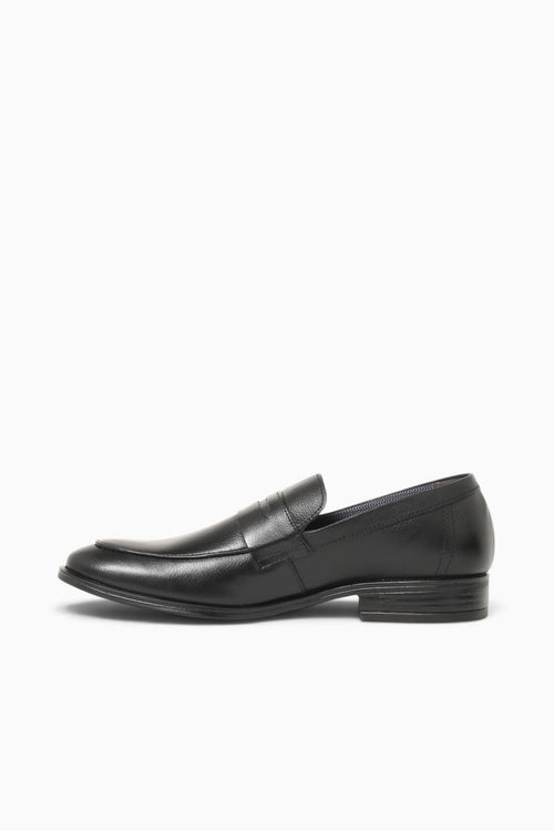 706102001 Black Leather Black / 7 / M