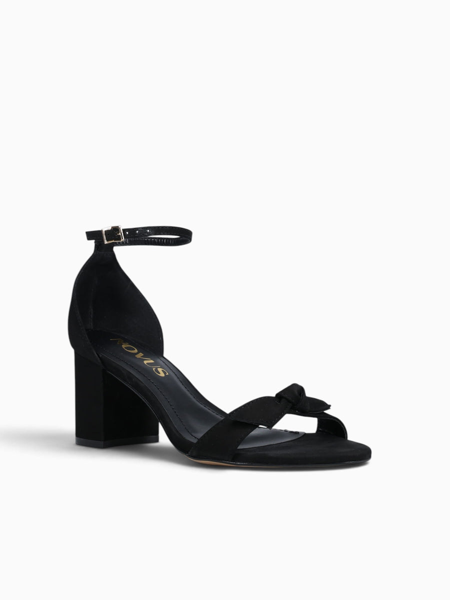 Amelia Black Nobuck Black / 5 / M