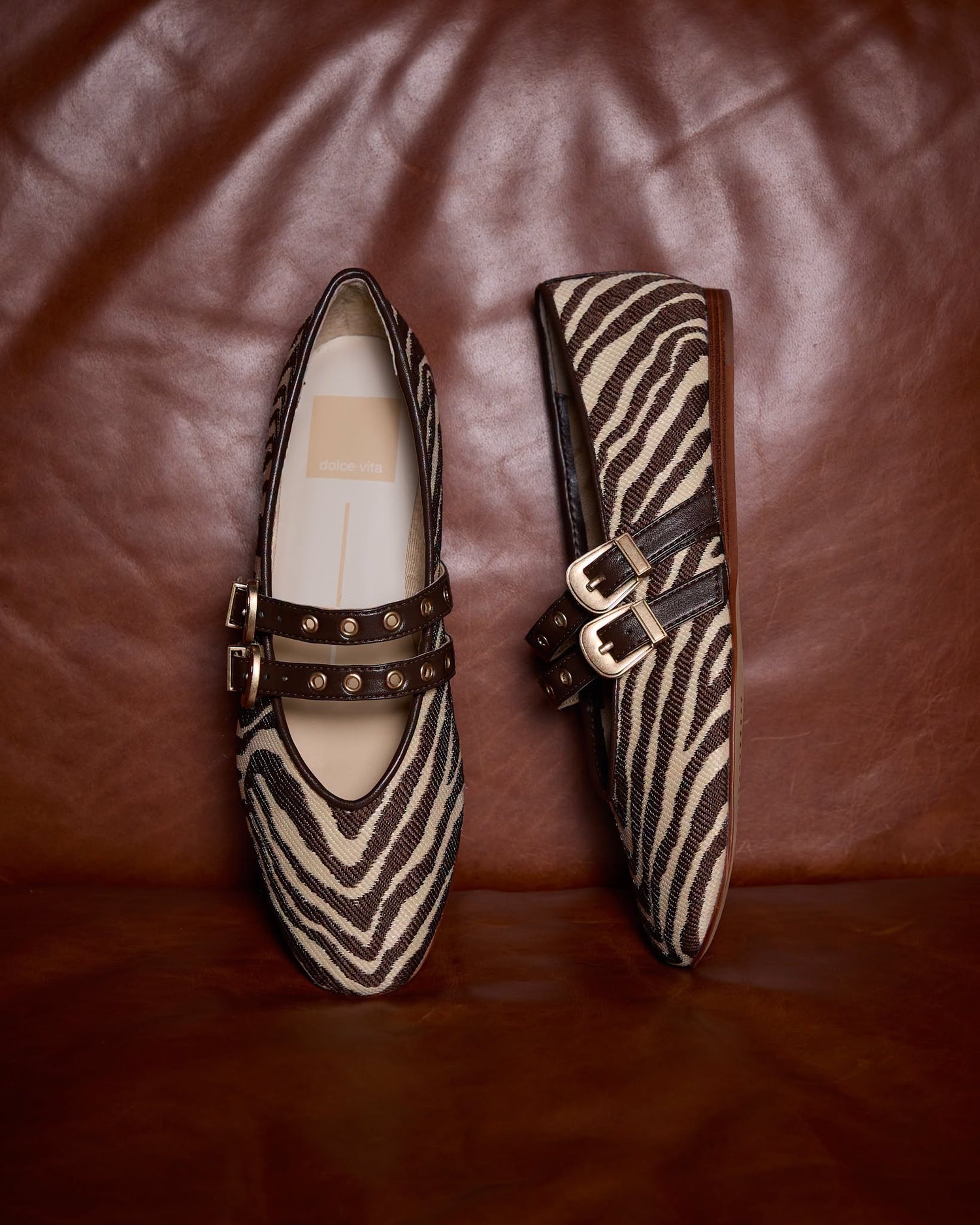 Baylee Grommet Zebra Raffia