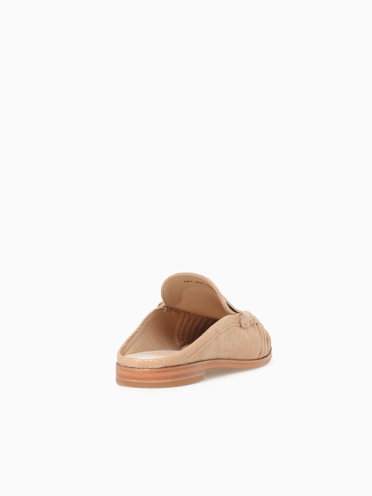 Betzy Latte Embossed Suede Natural / 5 / M