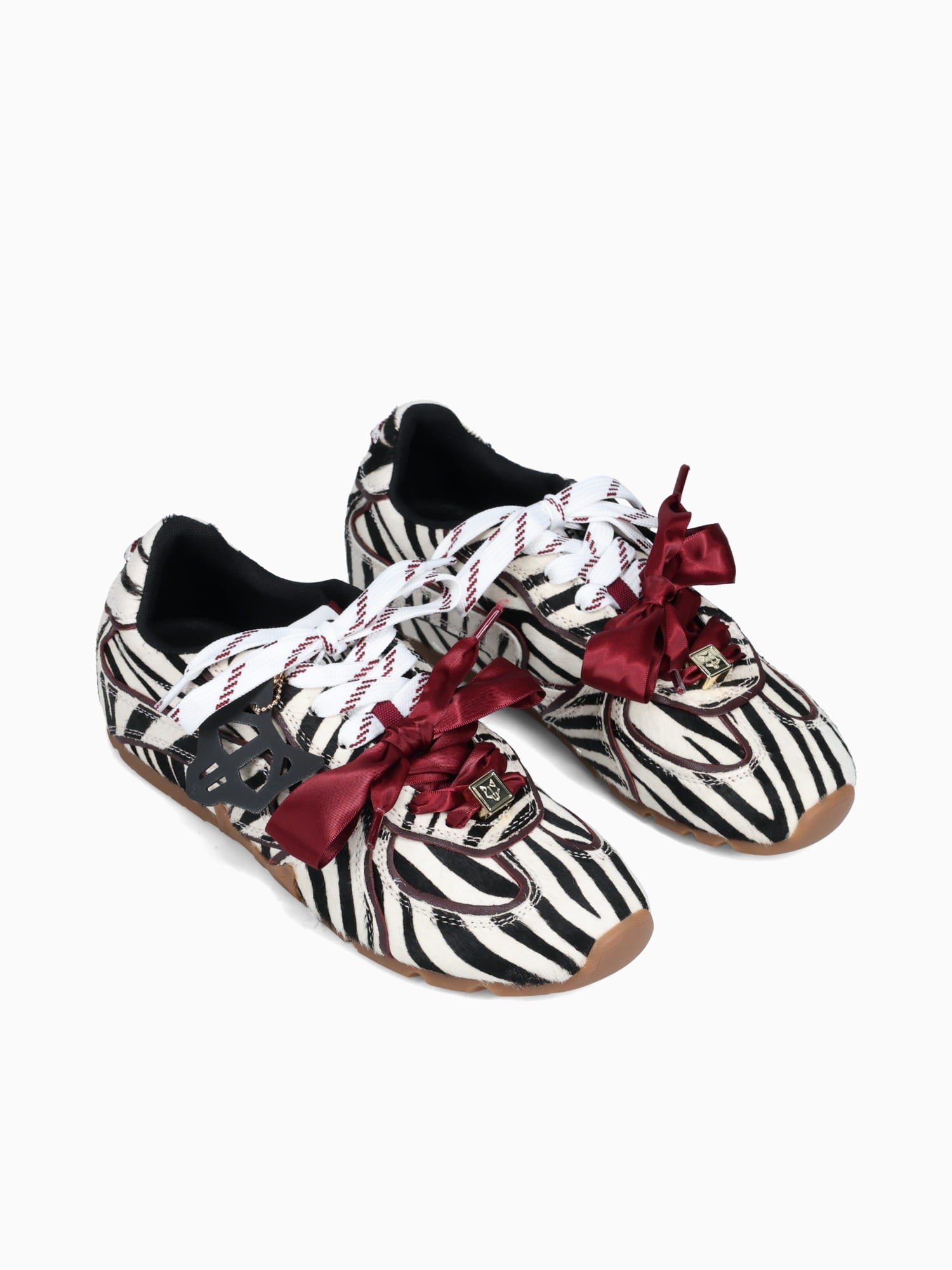 Adored Zebra Pony Black White / 36 / M
