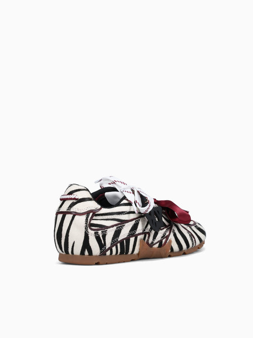 Adored Zebra Pony Black White / 36 / M