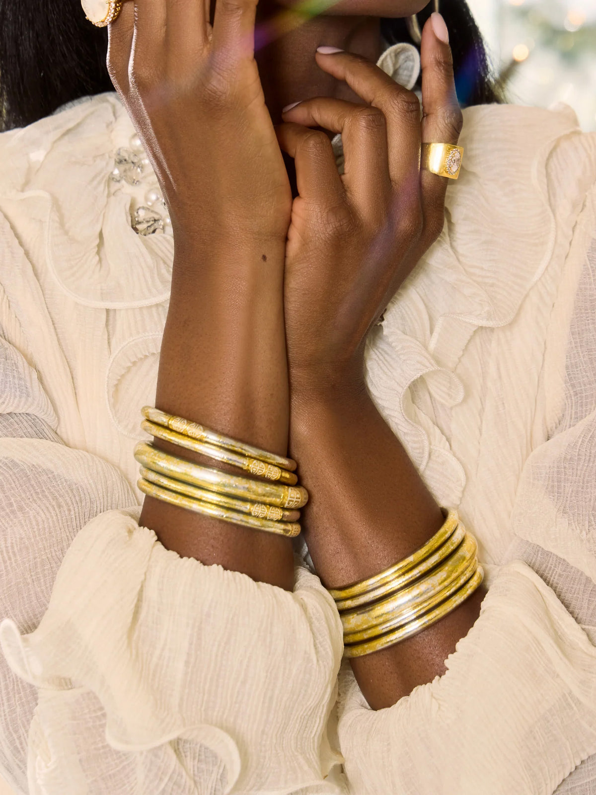 Koi Lumiere All Weather Bangle(set Of 4) Gold / S